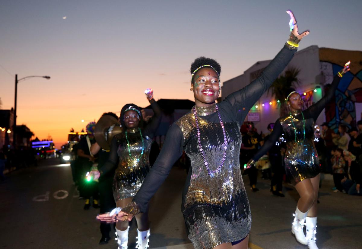It's a wrap! Fat Tuesday parade ushers out Mardi Gras 2020 | Local News | The Daily News