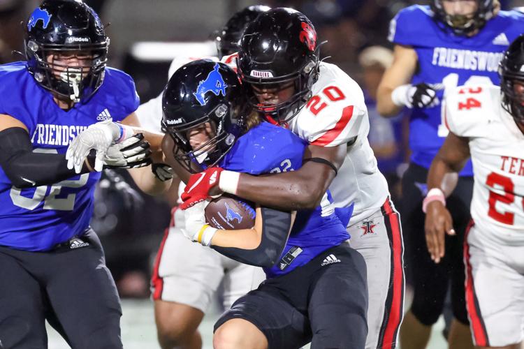 Friendswood still controls playoff destiny with win over Terry High