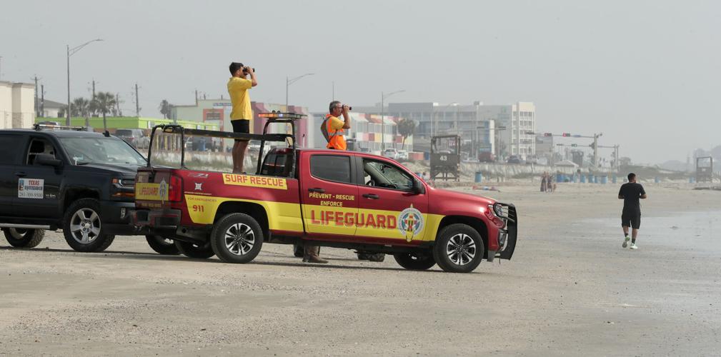 Body presumed to be missing twin found near Galveston seawall Local