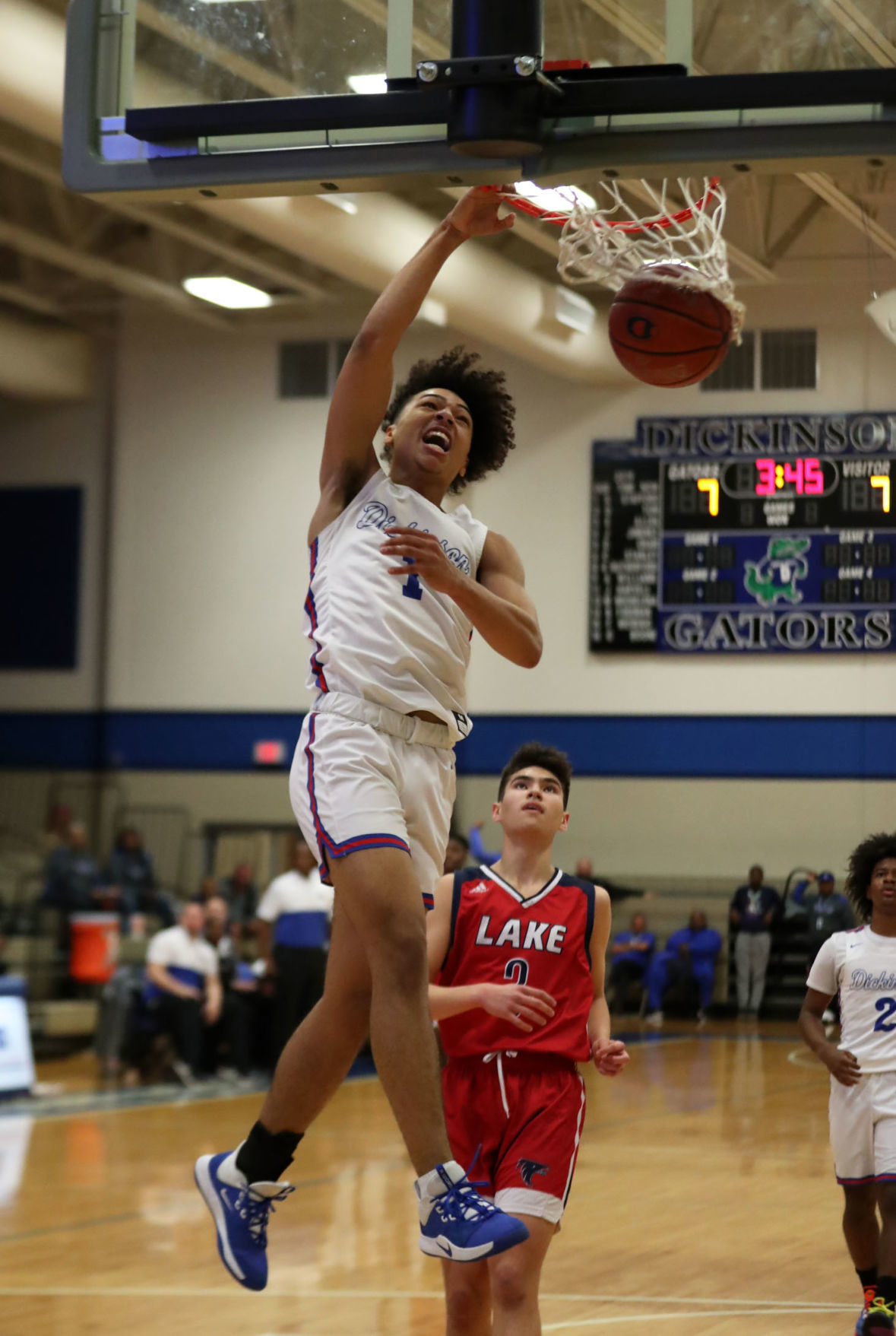 star-guard-steps-up-big-to-lead-dickinson-past-clear-lake-high-school