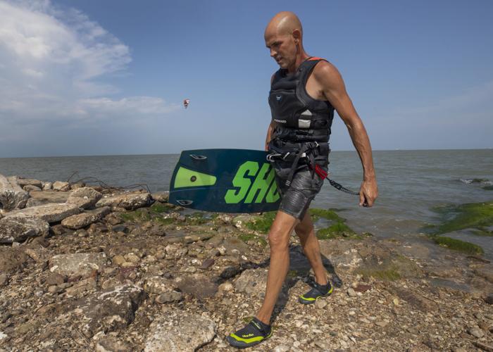 Kiteboarders celebrate new beach Local News The Daily News