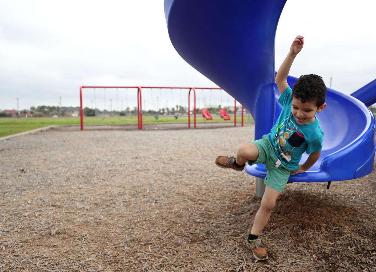 Profiles Bacliff and San Leon