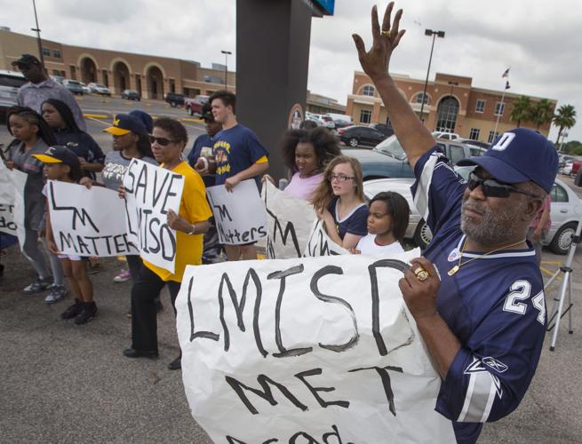 La Marque school supporters hold rally Local News The Daily News