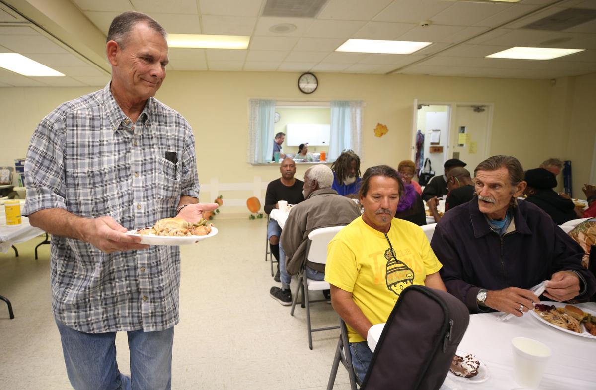 Mission Galveston hosts annual Thanksgiving feast Local News The