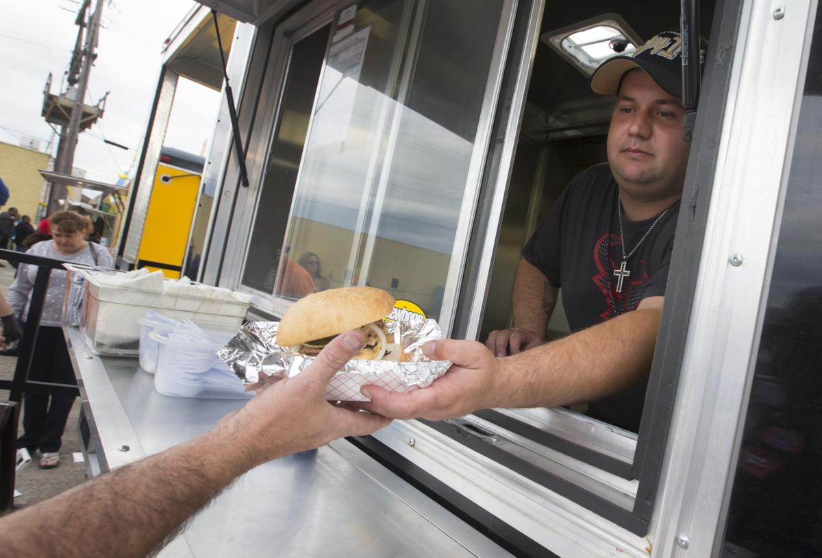 Pounders Food Truck Pounders Food Truck