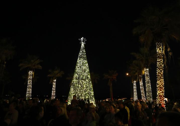 Hotel Galvez lights Christmas tree to begin the holiday season Local