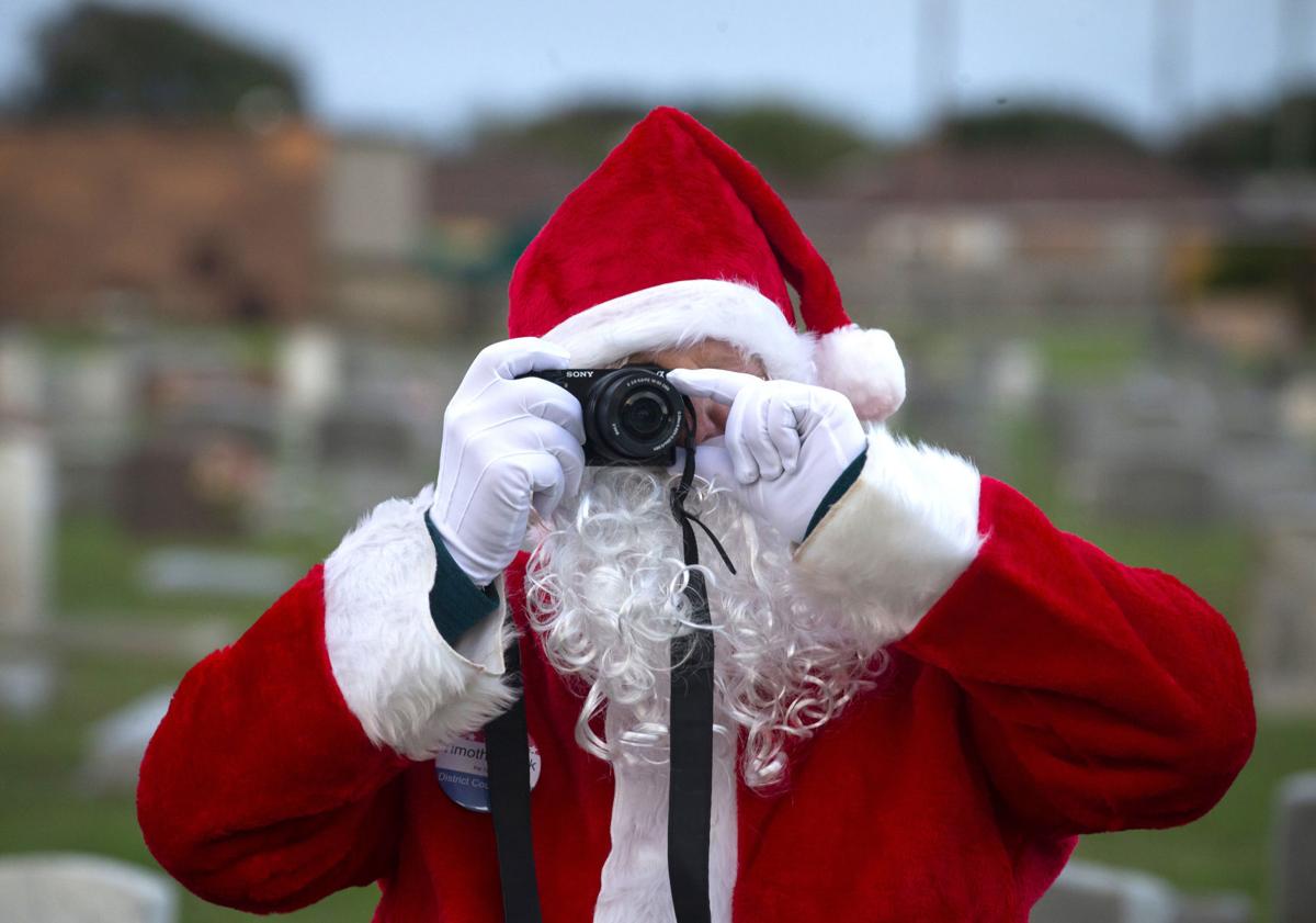 2022 Friendswood Christmas Parade Galveston Christmas Parade Brings Holiday Cheer | Local News | The Daily  News