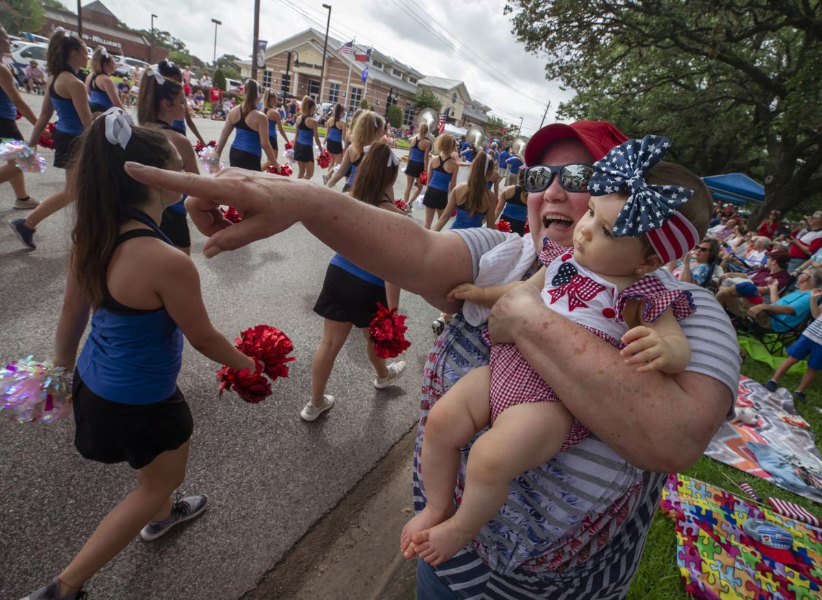 2022 Friendswood Christmas Parade Photos: Grand Parade At 124Th Friendswood 4Th Of July Celebration | In  Focus | The Daily News