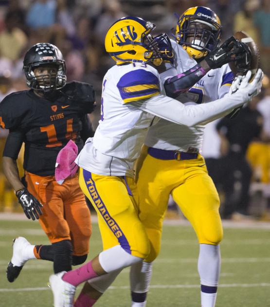 Photos Texas City Vs Galveston Ball Football In Focus The