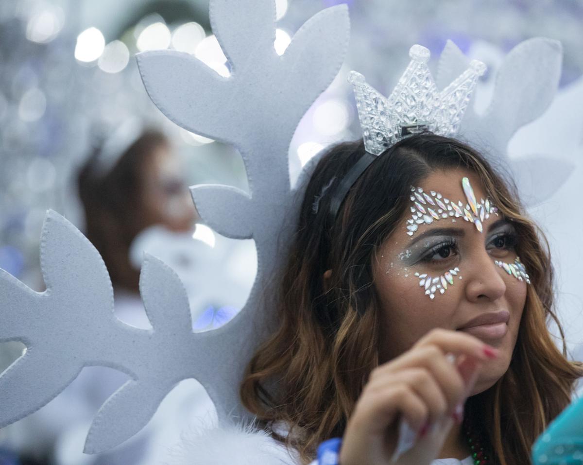 Santa Fe’s A Very 'Frosty' Christmas Parade