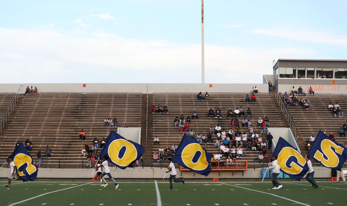 Hitchcock rides running attack, staunch defense over La Marque High