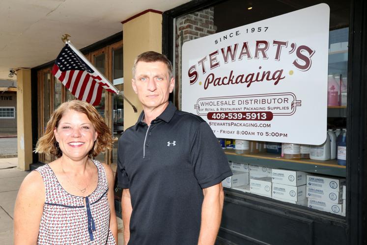 Hooters plans November opening; Trammell Crow snaps up major island parcels Biz Buzz The