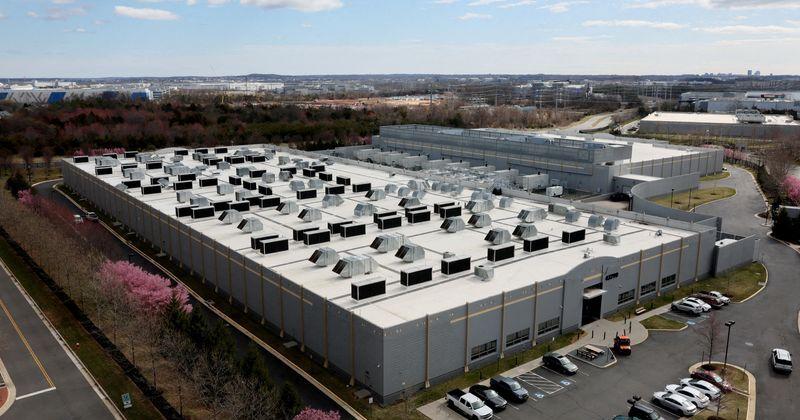 FILE PHOTO: Data Centers in Virginia, U.S.