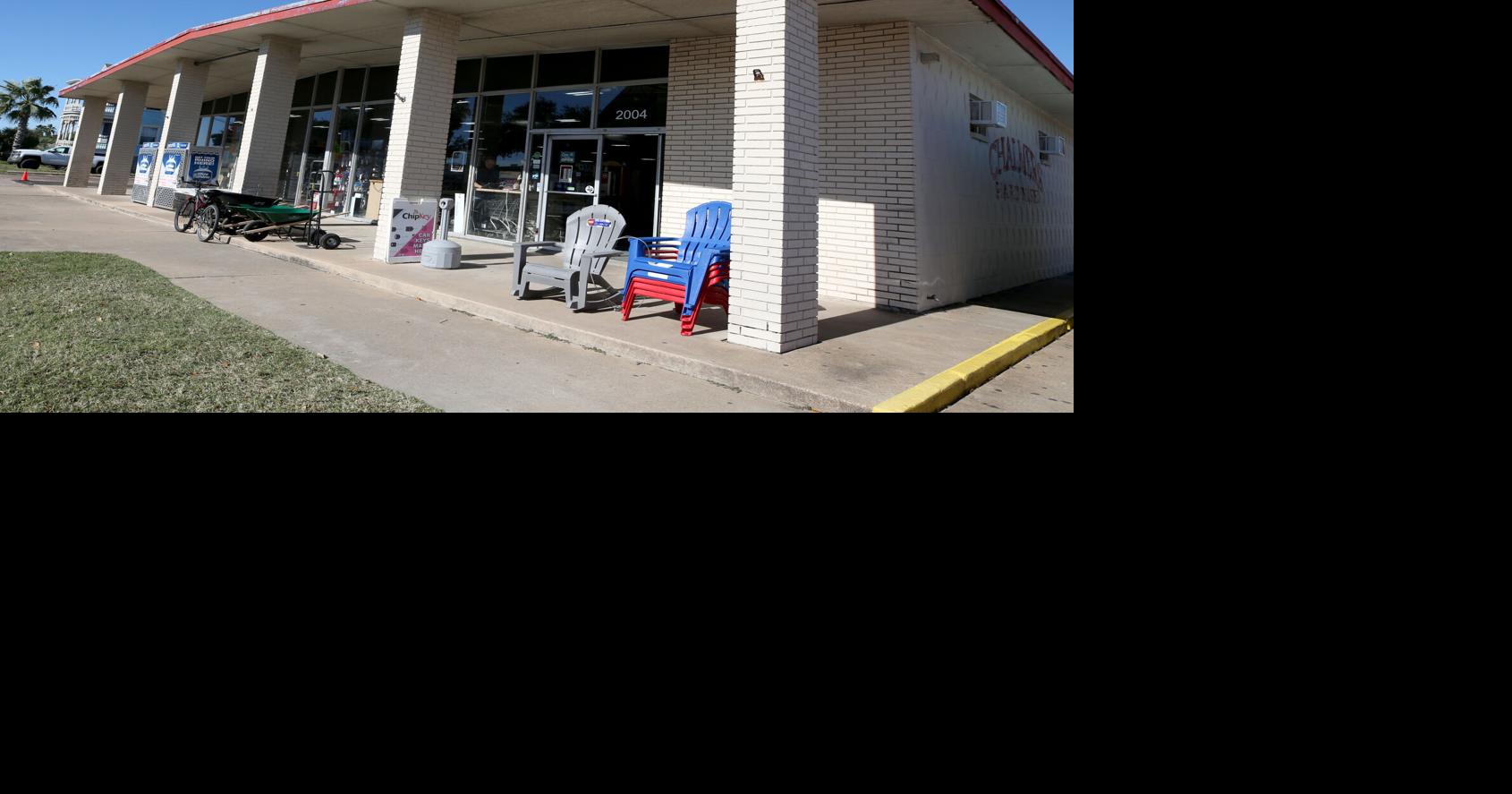 Biz Buzz Restaurants rise at former La Marque dog track; Norwegian