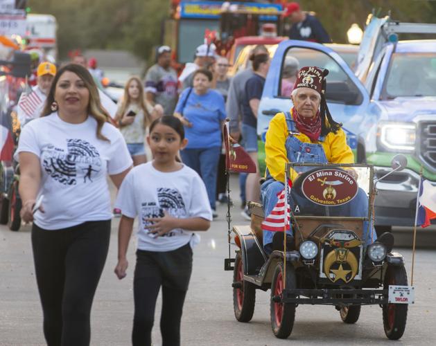 In Focus Texas City Christmas Parade In Focus The Daily News