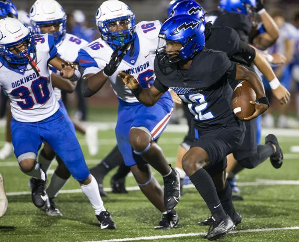 Dickinson capitalizes on Clear Springs miscues to win rivalry game