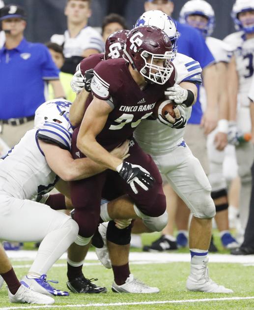 Friendswood Vs Cinco Ranch Football Playoff In Focus The