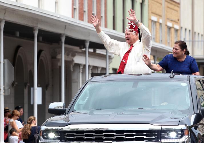Shriners parade celebrates Galveston hospital's 50 years Local News
