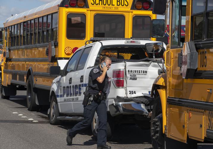 Galveston ISD buses, police vehicle involved in wreck on I45 Local