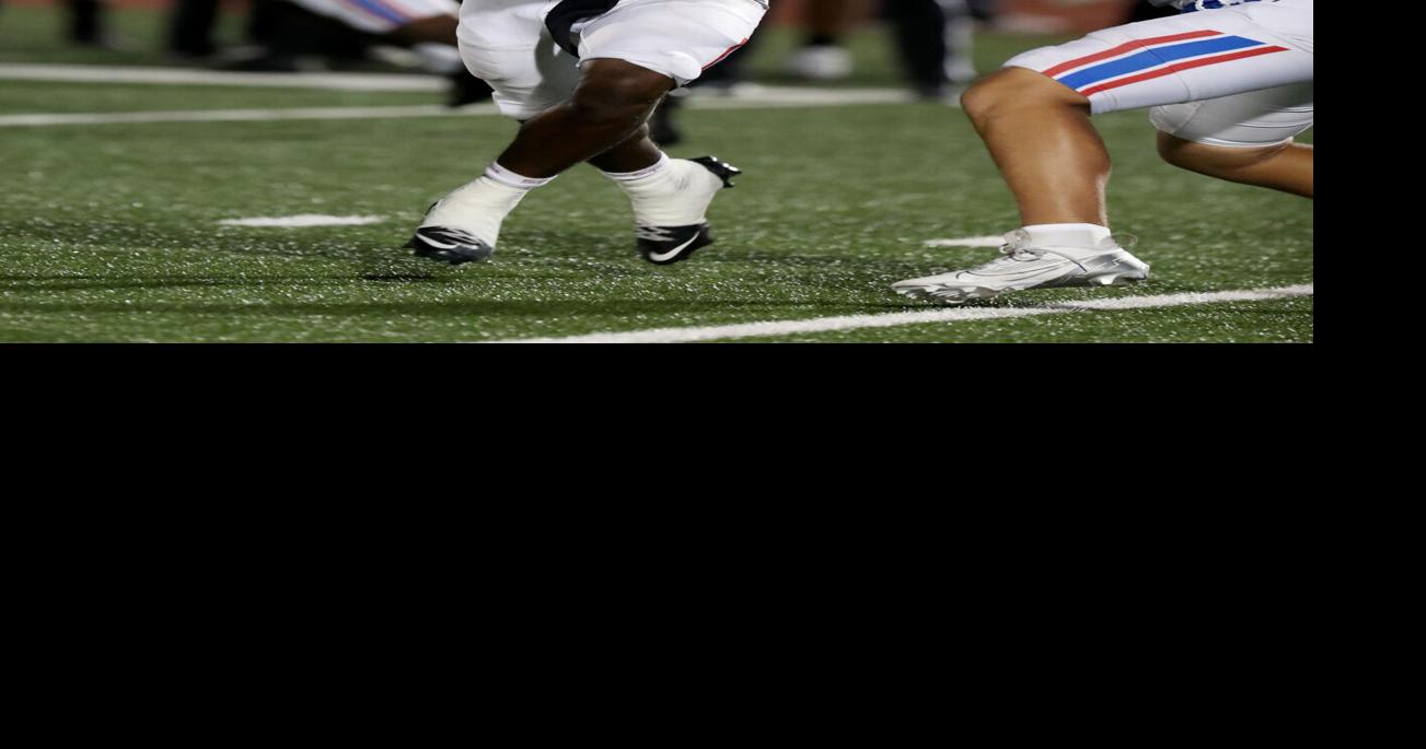 Football district breakdowns: 18-6A has clear frontrunner, numerous contenders