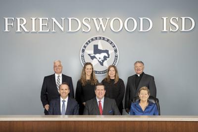 Friendswood ISD recognizes school board members