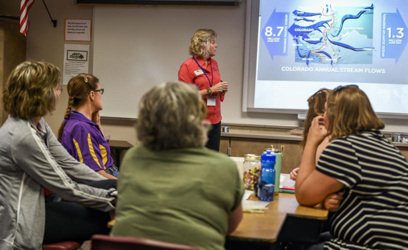 Lightning help hockey meet STEM in the classroom