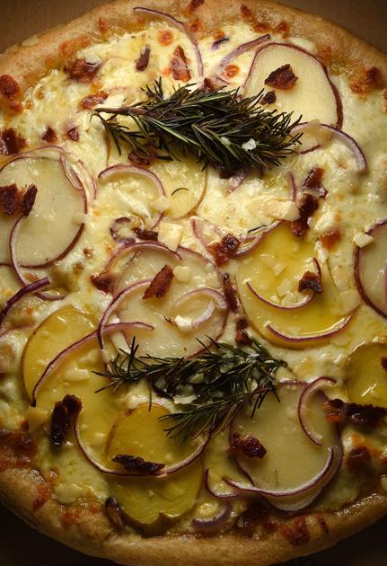take a tasty pie to go from monument s papa bear pizza dining take a tasty pie to go from monument s papa bear pizza dining gazette com
