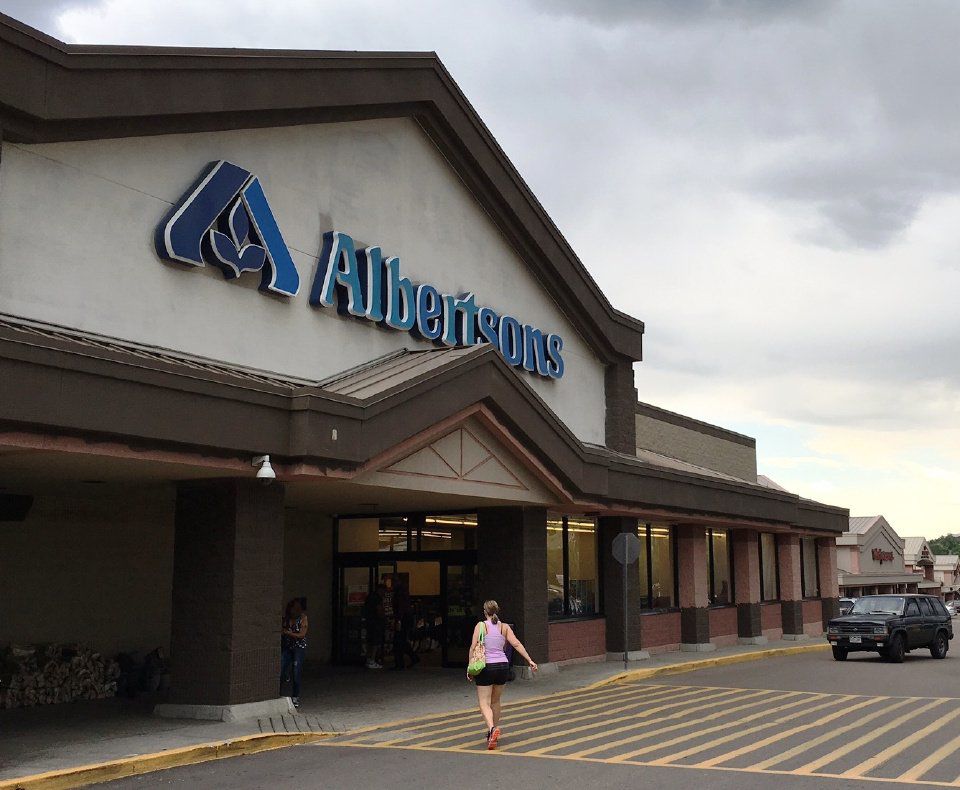Three Albertsons stores in Colorado Springs to Safeway groceries