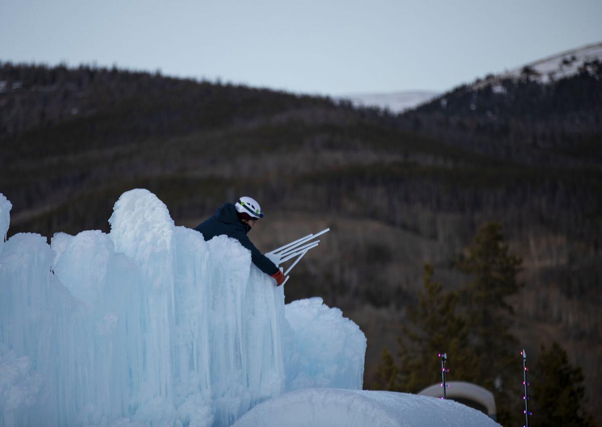 12xx20-news-icecastles 10.jpg