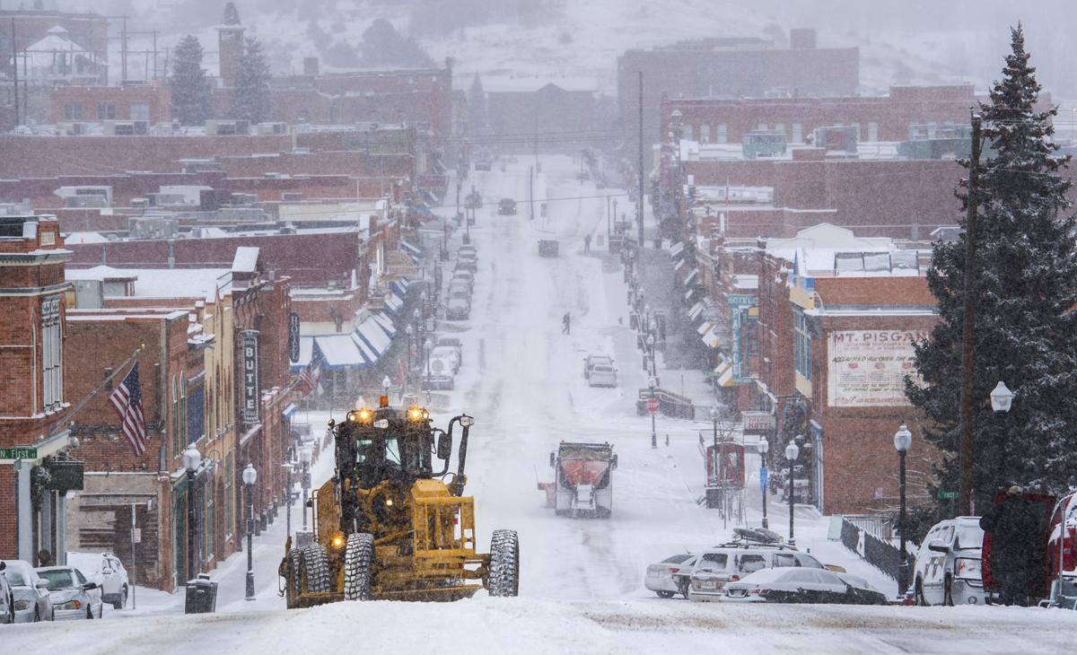 New Year's Eve forecast around Colorado Springs Expect snow, bitter