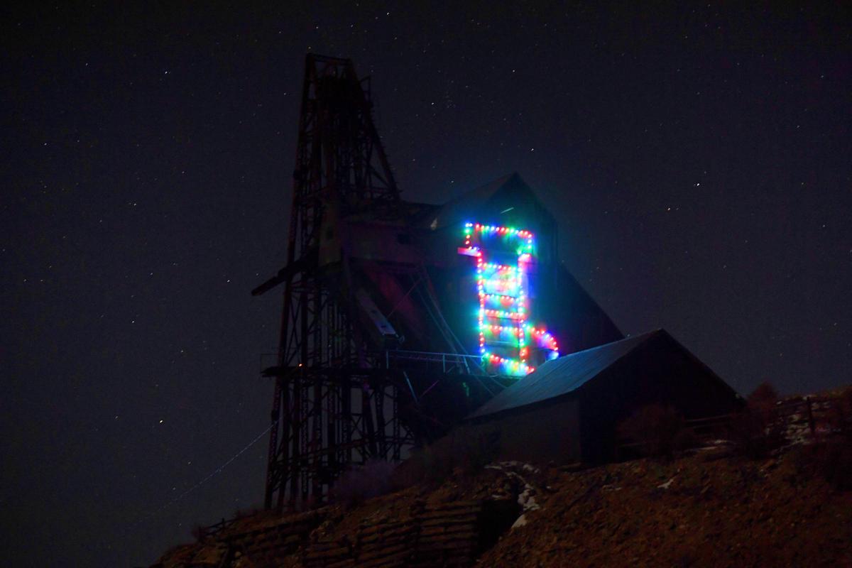 Cripple Creek, Victor offer holiday lighting displays on historic mine