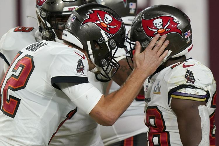 Buccaneers, Chiefs reach conference championship games - The San