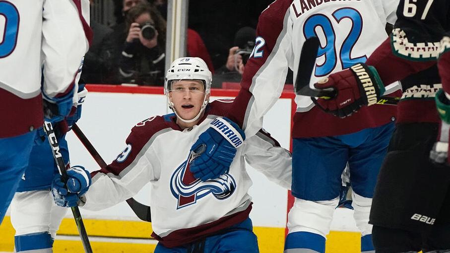 Darcy Kuemper records shutout as Colorado Avalanche force will on Arizona Coyotes