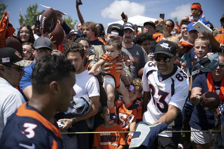 PHOTOS: Broncos Training Camp day 3, Multimedia