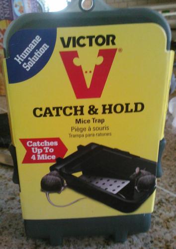 Live Catch & Hold Mouse Trap