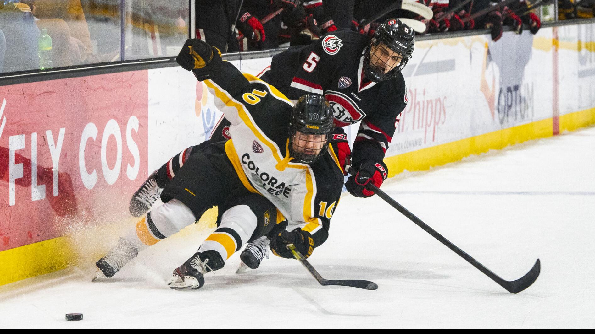 cc hockey falls in overtime at home to no 1 st cloud state sports gazette com