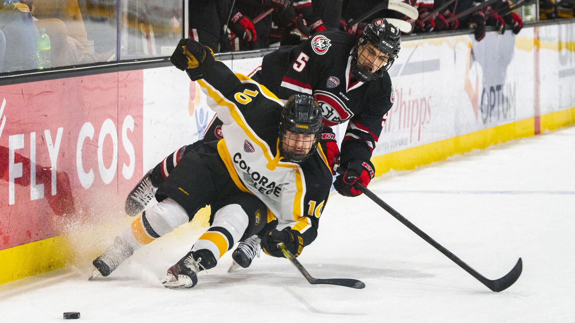 cc hockey falls in overtime at home to no 1 st cloud state sports gazette com