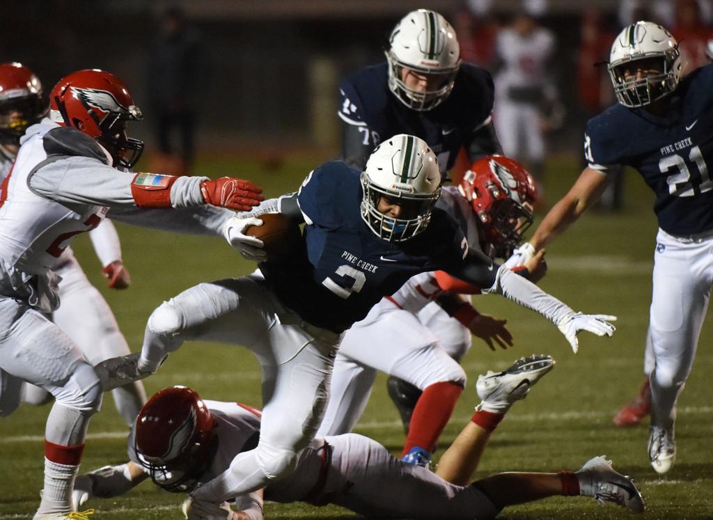 Harrison Football Survives Scare Defeats Holy Family In 3a
