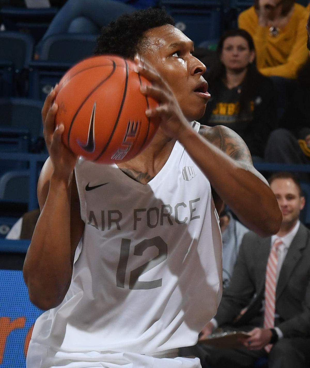Lavelle Scottie First Air Force Basketball Player Picked To Preseason All Mountain West Team In 14 Years Sports Coverage Gazette Com