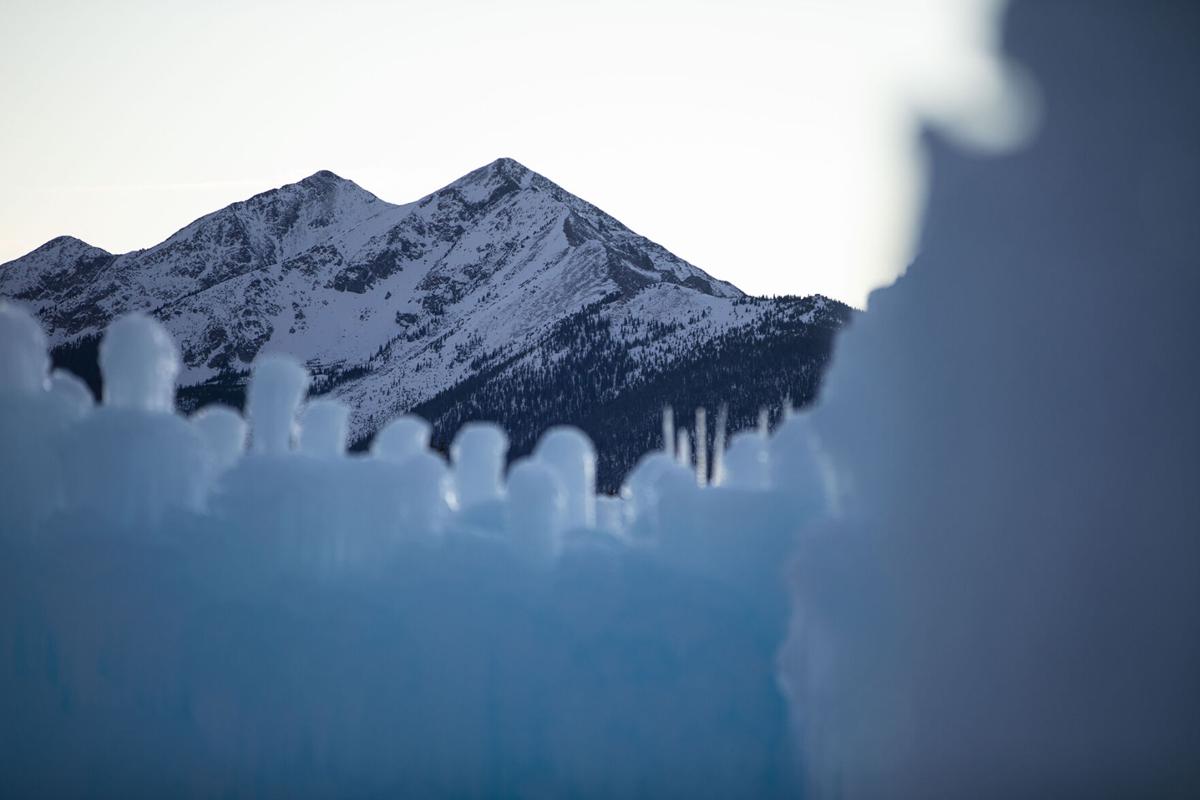 12xx20-news-icecastles 13.jpg