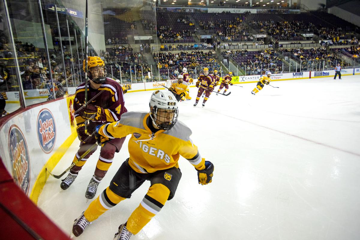 CC v. MN Hockey 02.JPG