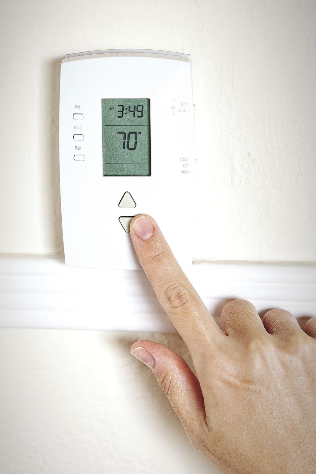 ¿Es mejor rechazar el termostato por la noche?