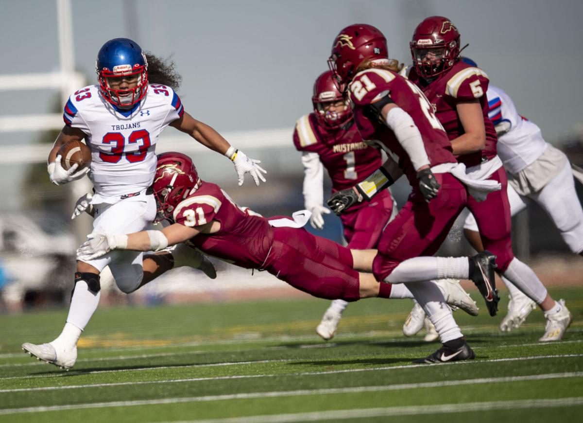 112220-s-fountainfortcarsonfb 06.jpg