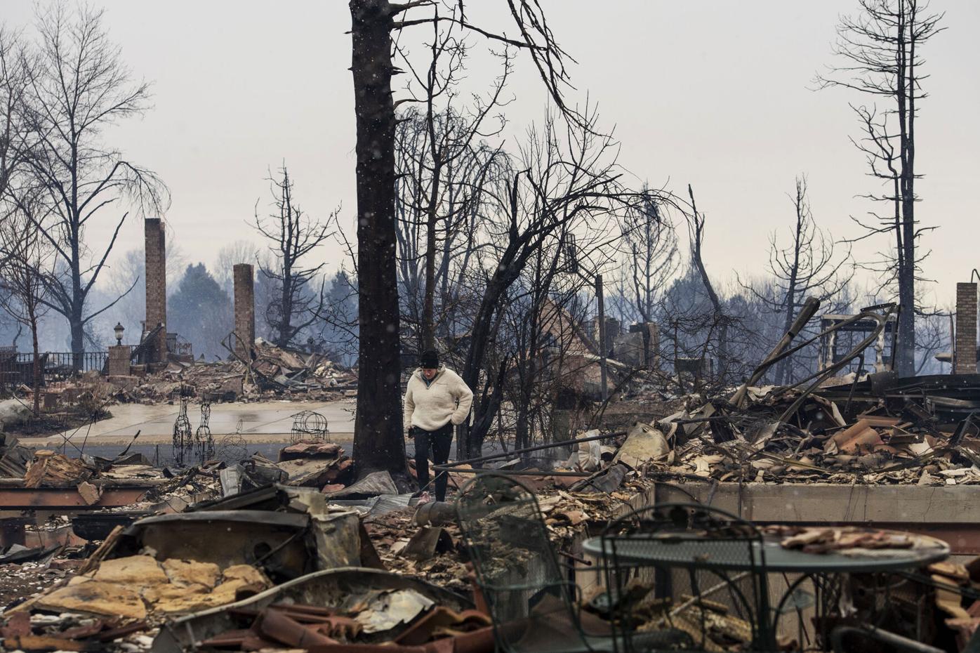 010122-news-fireaftermath 01.jpg