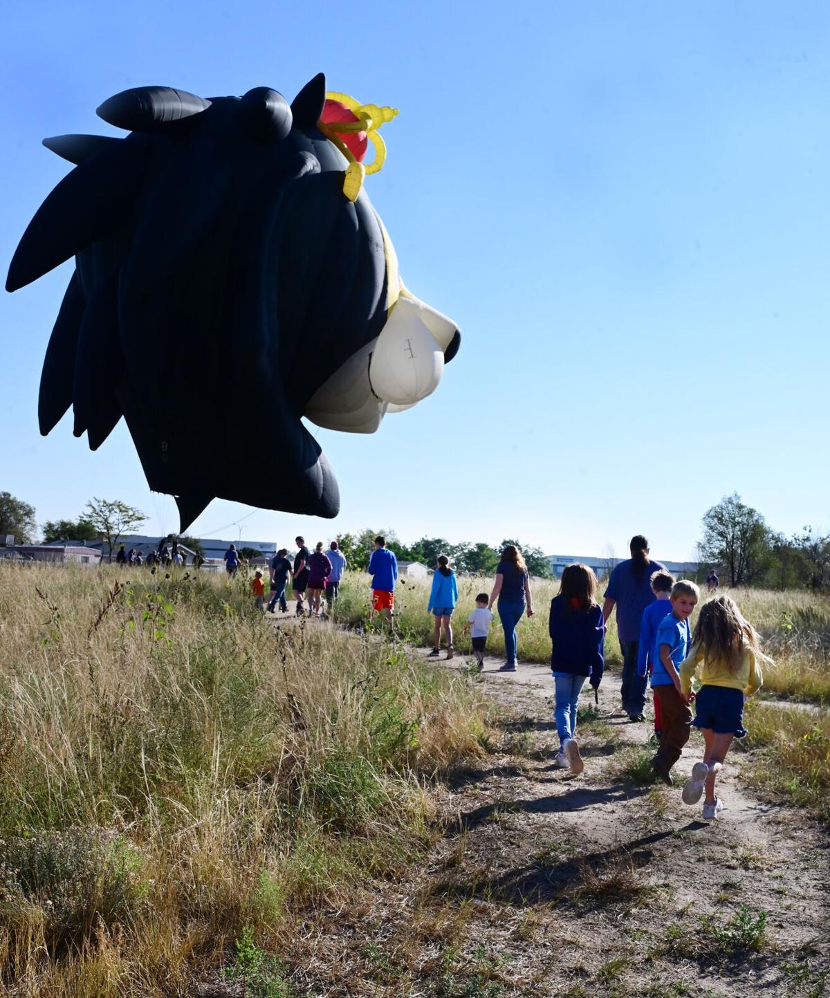 090721-news-balloons 03.JPG