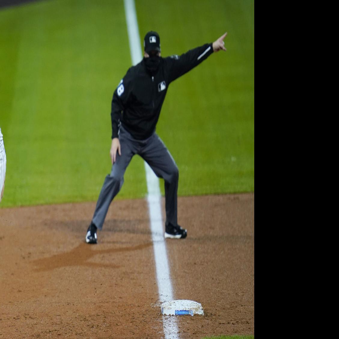 Arizona Diamondbacks starting pitcher Zack Greinke works against a San  Diego Padres batter during the first inning of a baseball game Tuesday, May  21, 2019, in San Diego. (AP Photo/Gregory Bull Stock