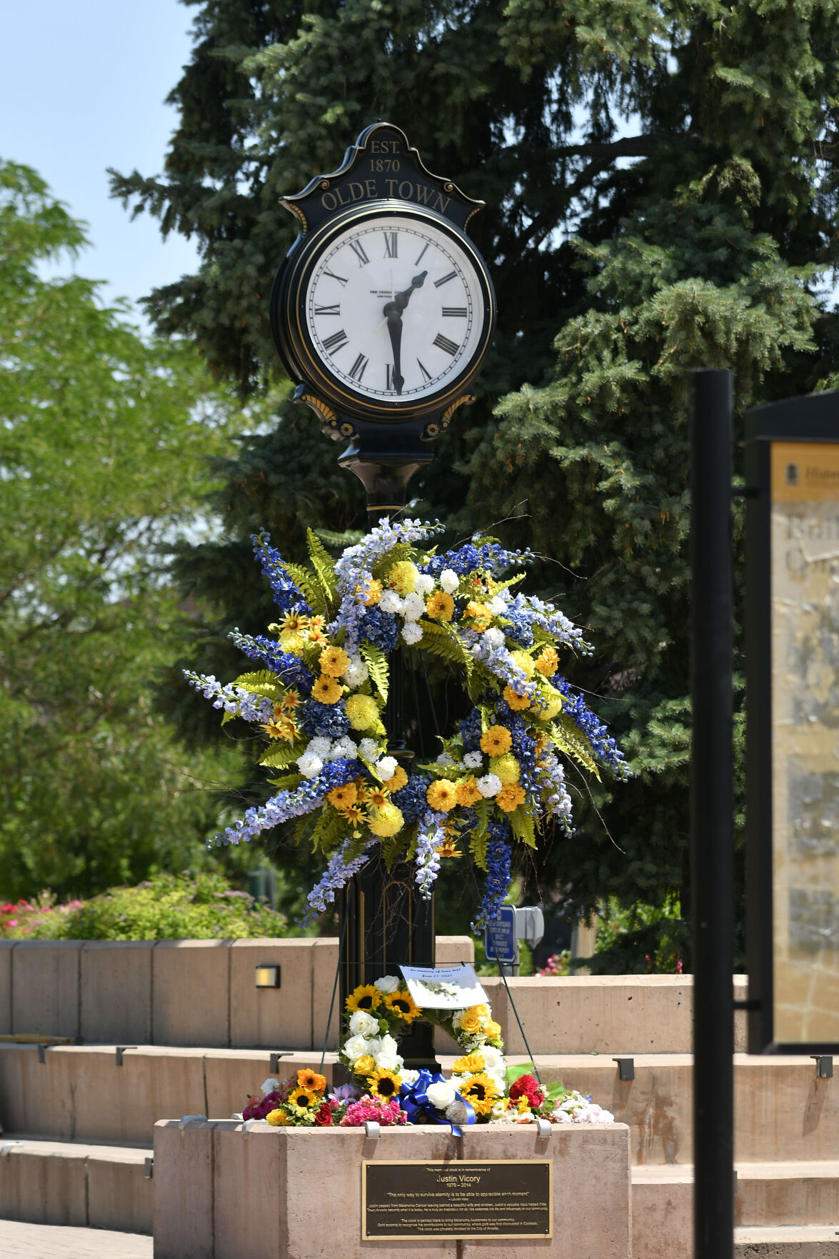Memorial_oldtown_JL715