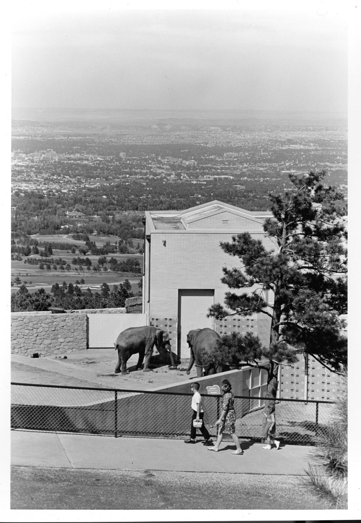 History of Cheyenne Mountain area told through pictures