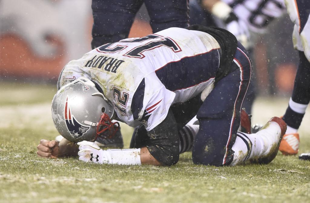 New England Patriots: Tom Brady won't blame loss on illnesses