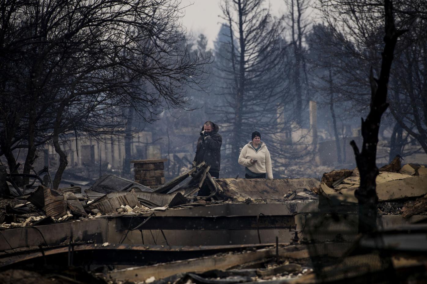 010122-news-fireaftermath 03.jpg